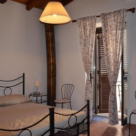 Il Cortiletto Apartment Syracuse ภายนอก รูปภาพ